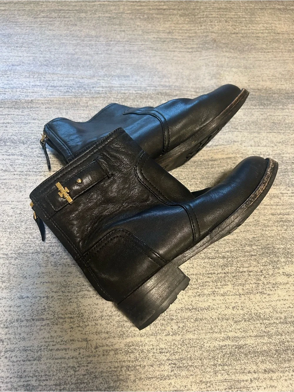 Tory Burch smooth black
